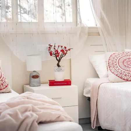 Apartment El Coloso, Cosy And Stylish Near The *